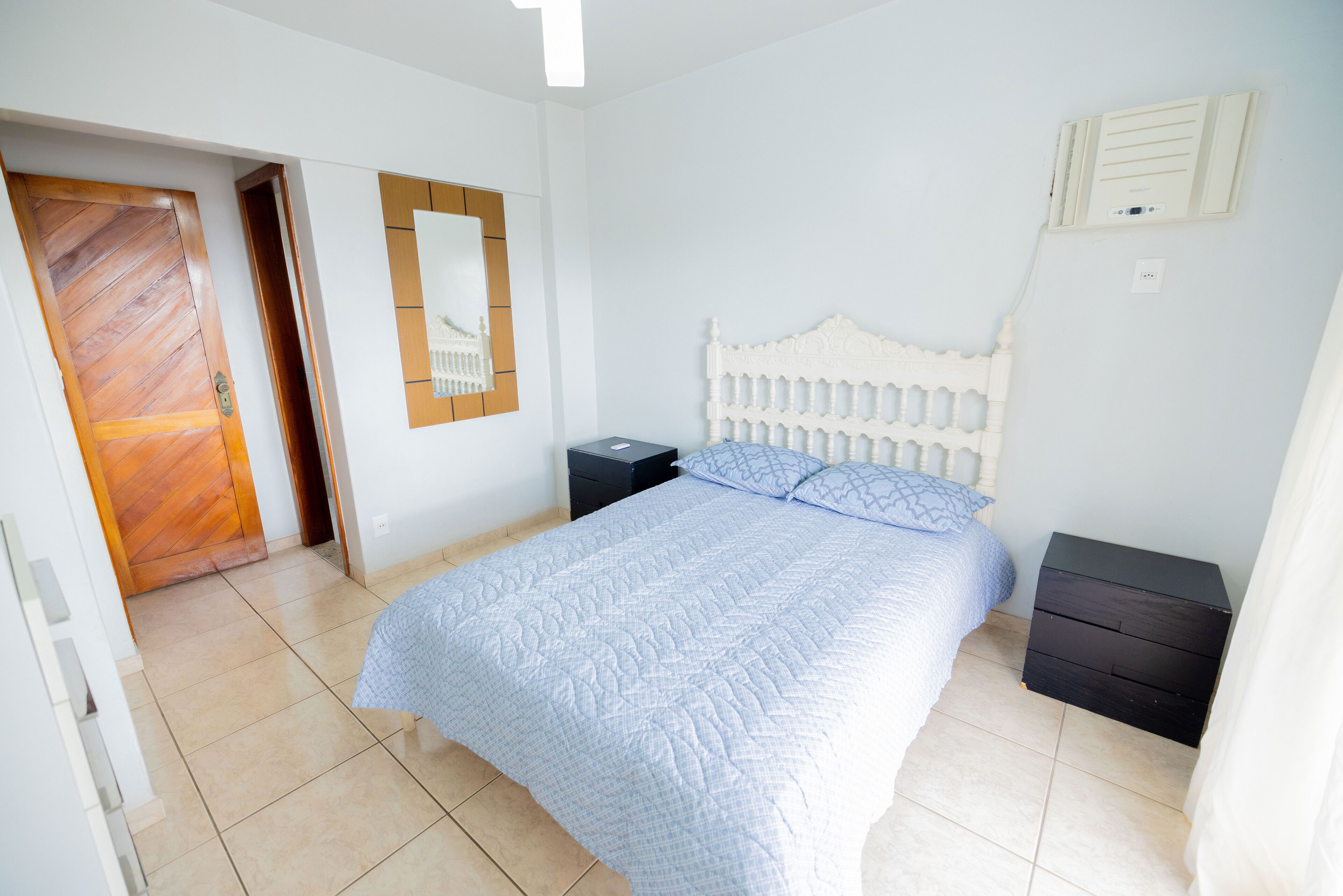 4 chambres, fer et planche à repasser, Wi-Fi gratuit, draps fournis