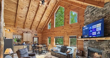 Cedar Ridge Lodge | Hot Tub + Fire + Trail Access