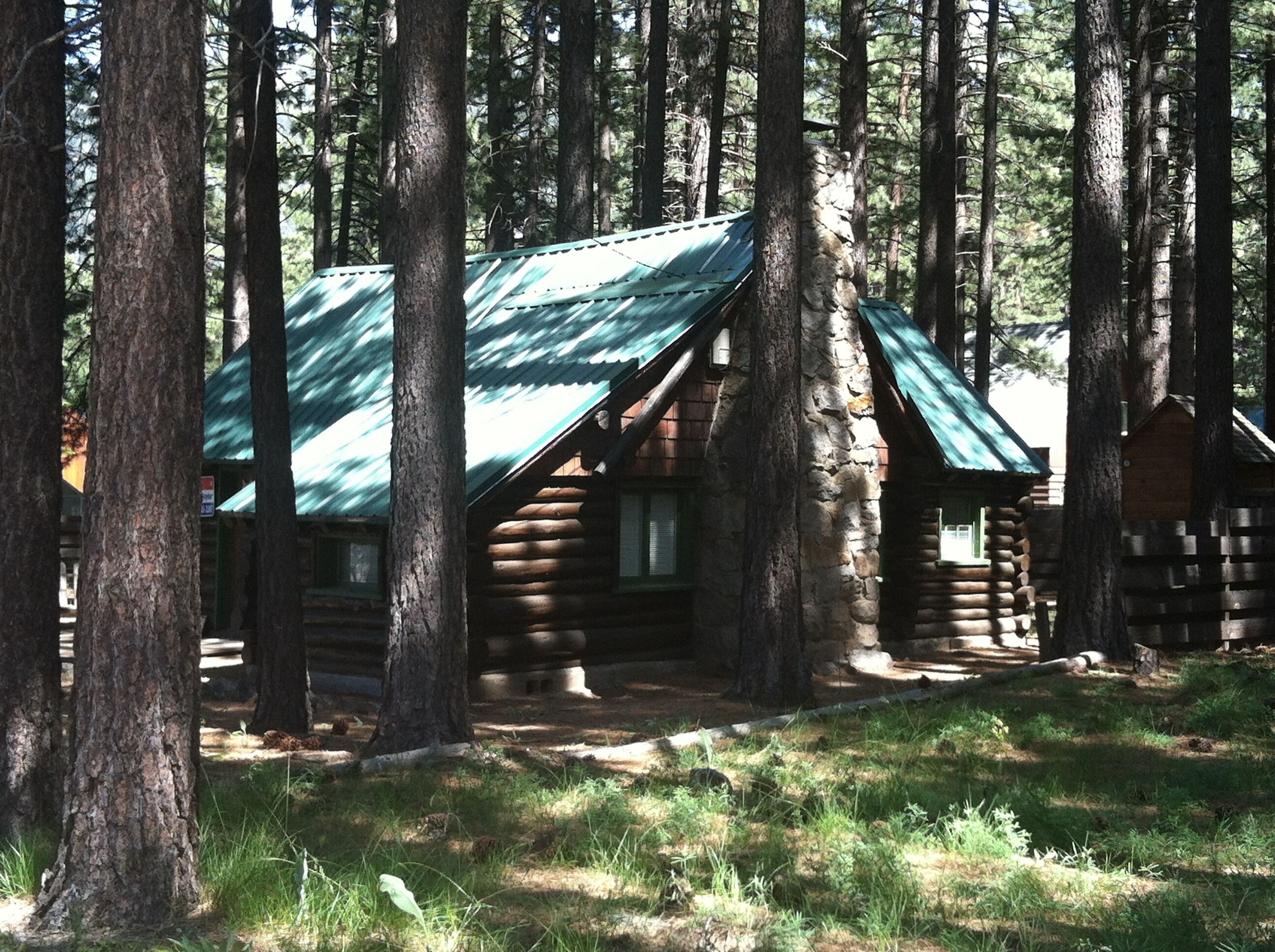 Authentic Log Cabin! 2 Blocks From The Lake, In The Heart Of South Lake Tahoe!
