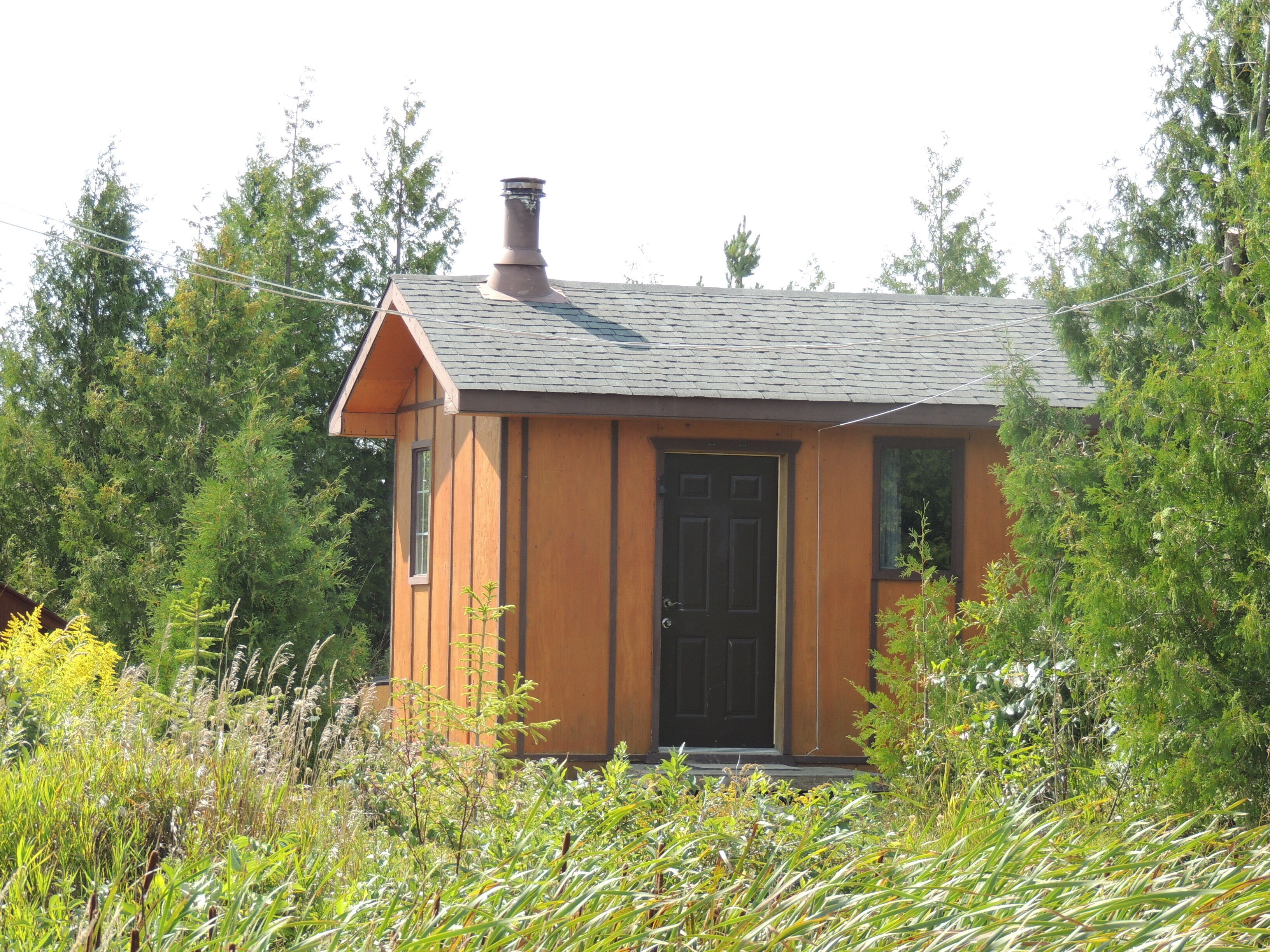 Waterfront Cozy Cabin On Private Trout  Lake