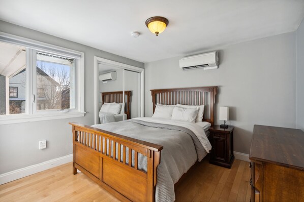 3 makuuhuonetta, silitysrauta/-lauta, vauvan matkasänky, ilmainen Wi-Fi