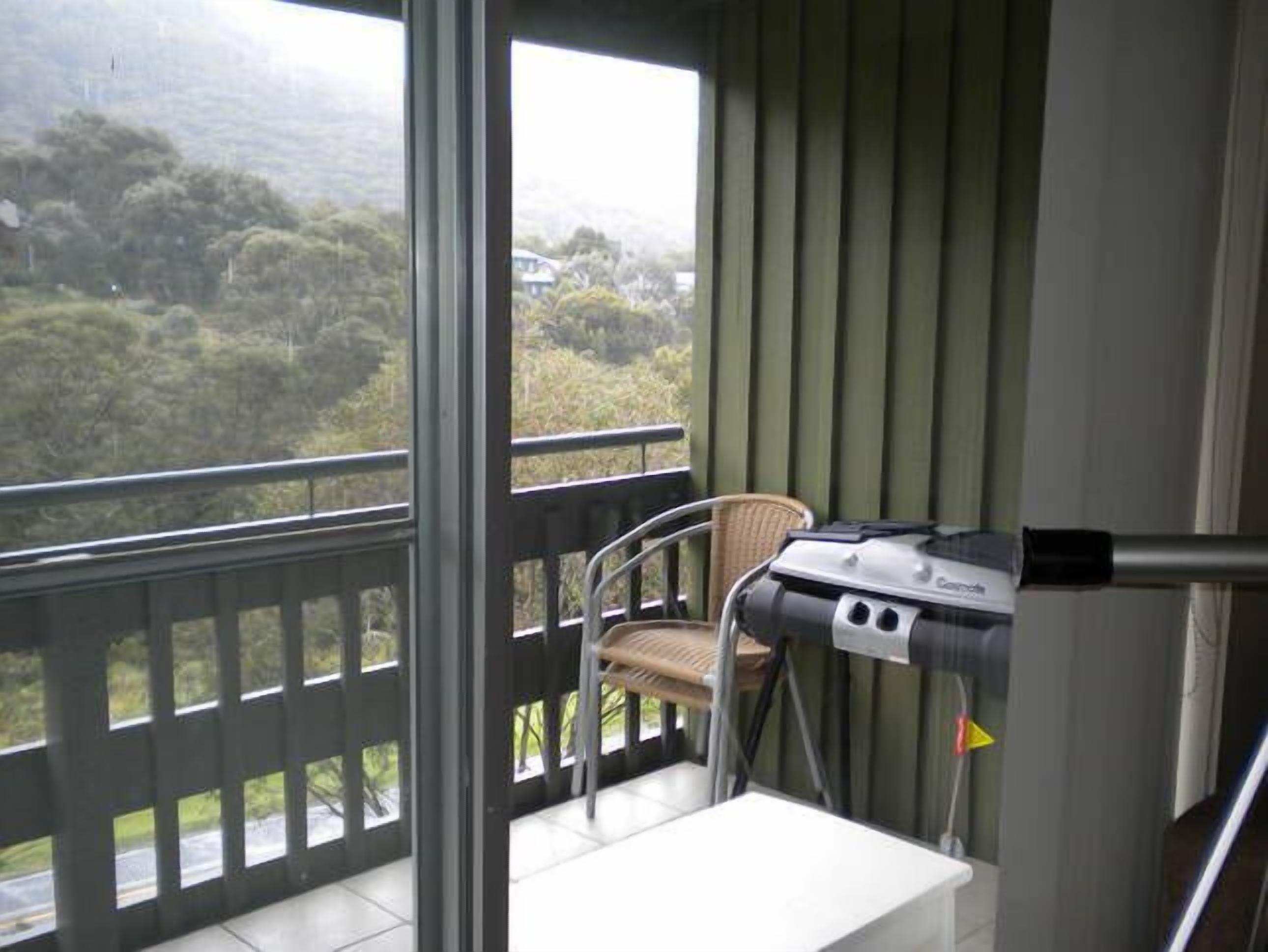 Tombarra 5C Apartment — image 5