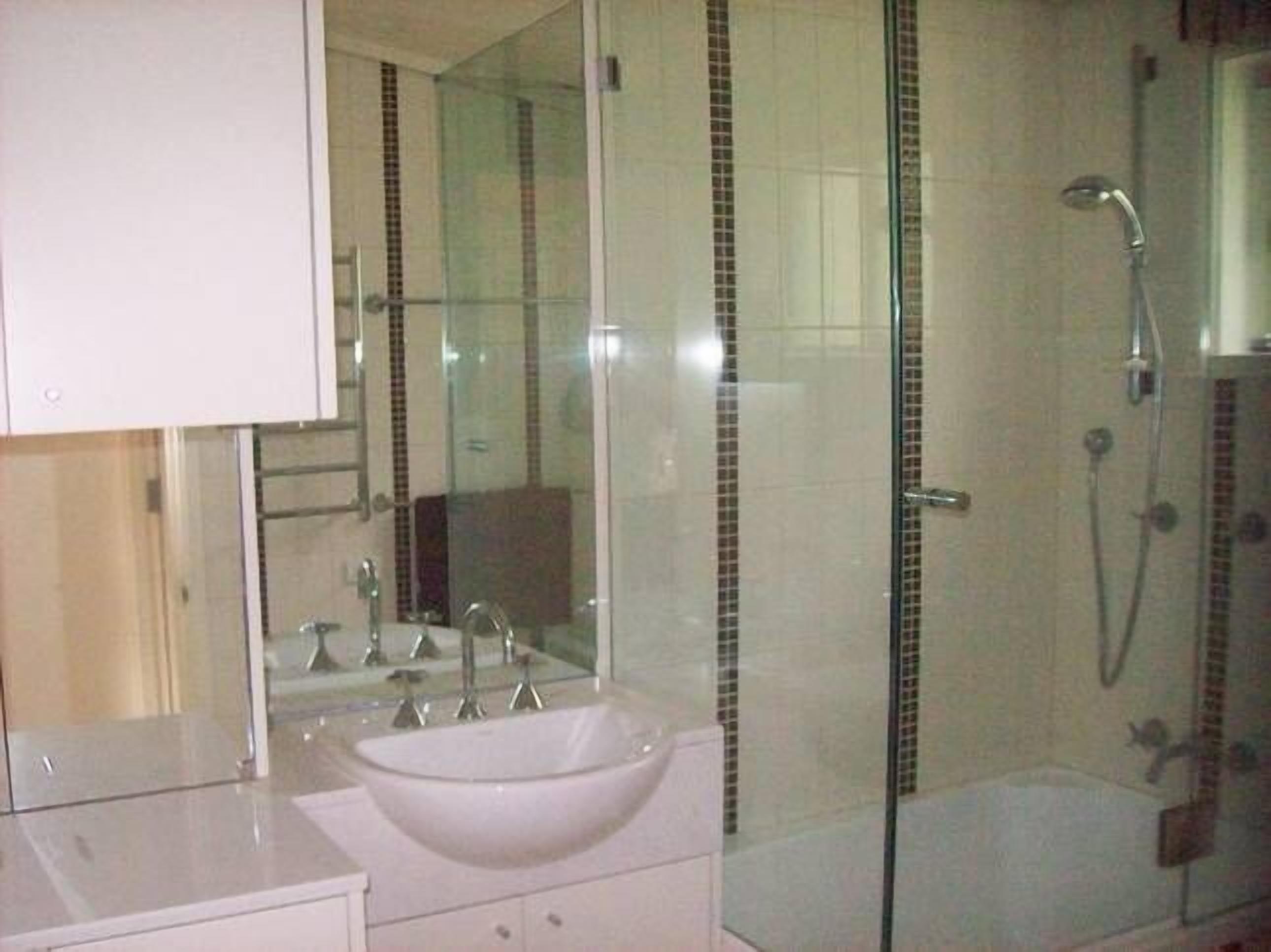 Tombarra 5C Apartment — image 6