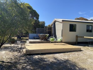 Outdoor dining - The Lilypad Esperance (Esperance)