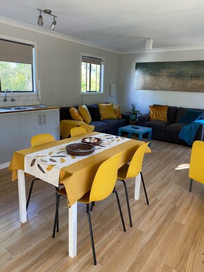 Interior - The Lilypad Esperance (Esperance)