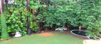 Twin Bed Room Near Muni Ki Reti