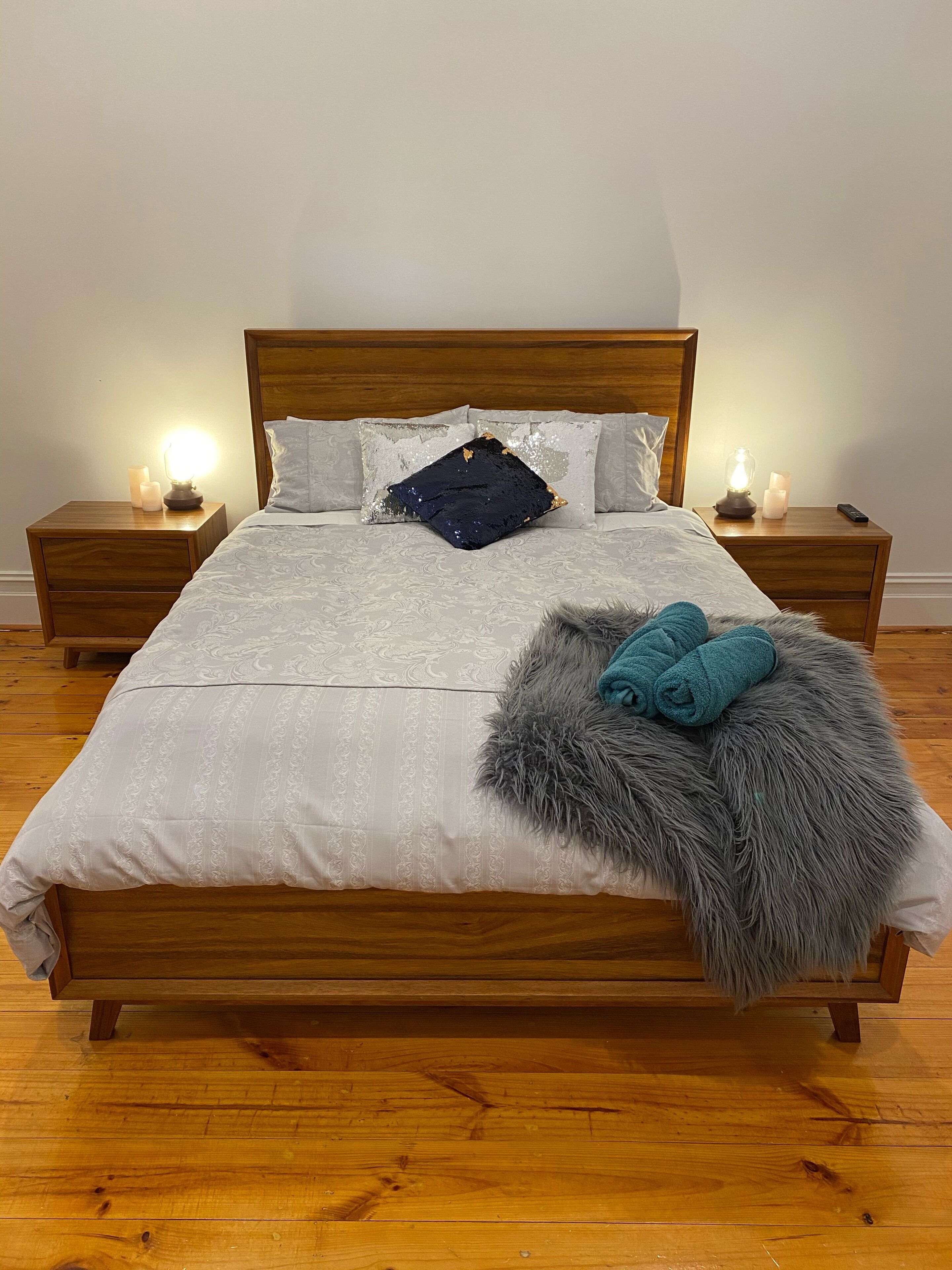 4 bedrooms, iron/ironing board, travel cot, WiFi