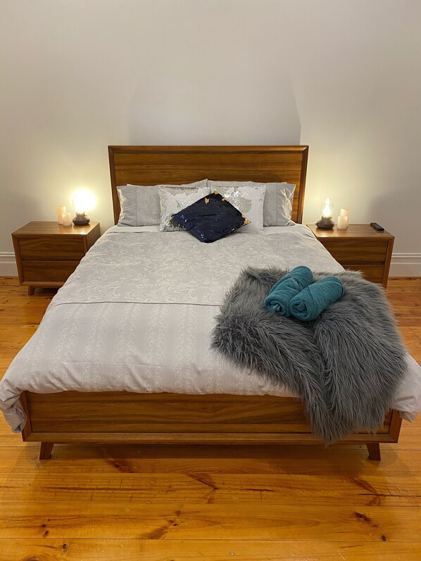 4 bedrooms, iron/ironing board, travel cot, WiFi