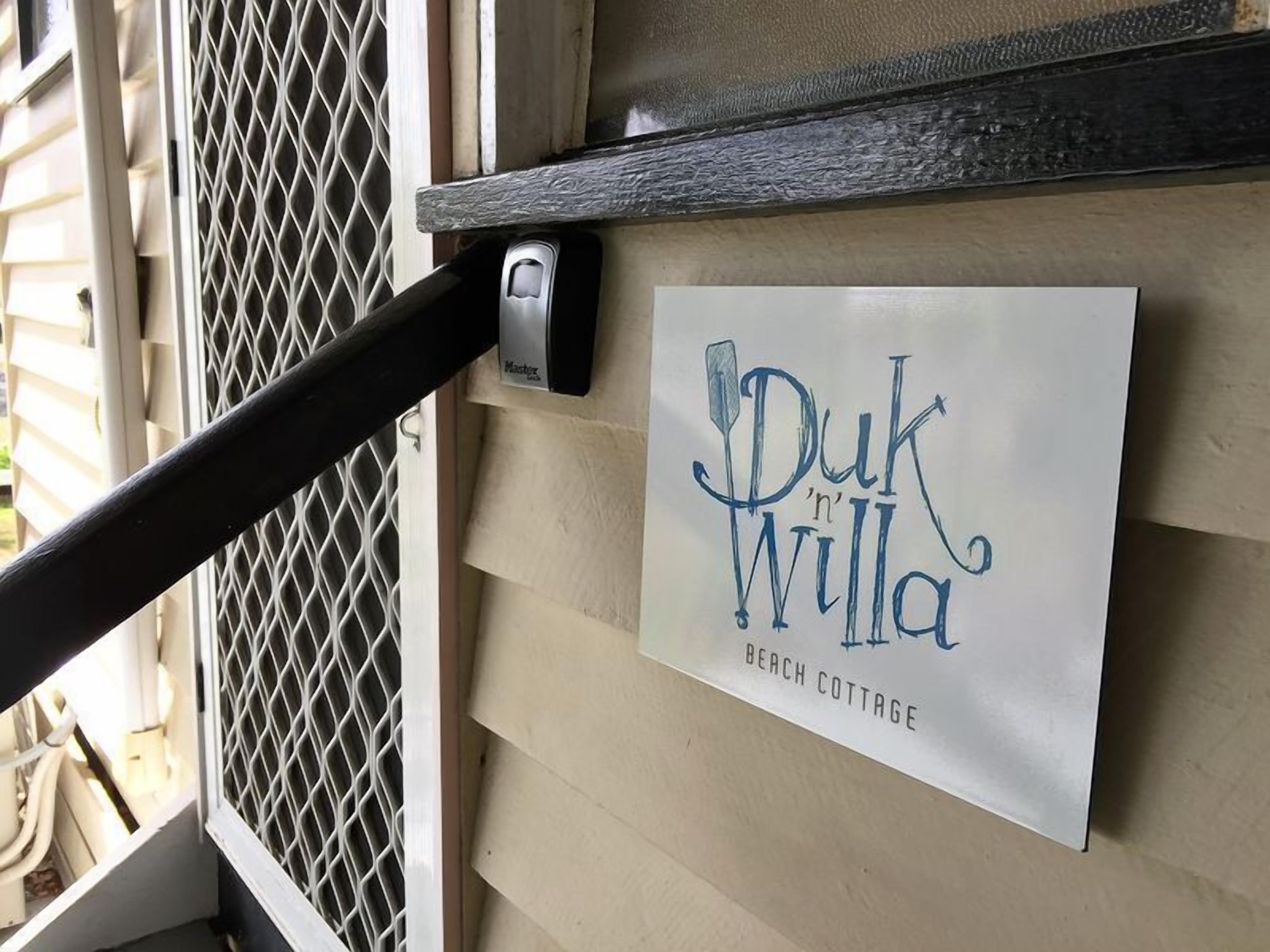 Duk 'n' Willa Beach Cottage — image 5