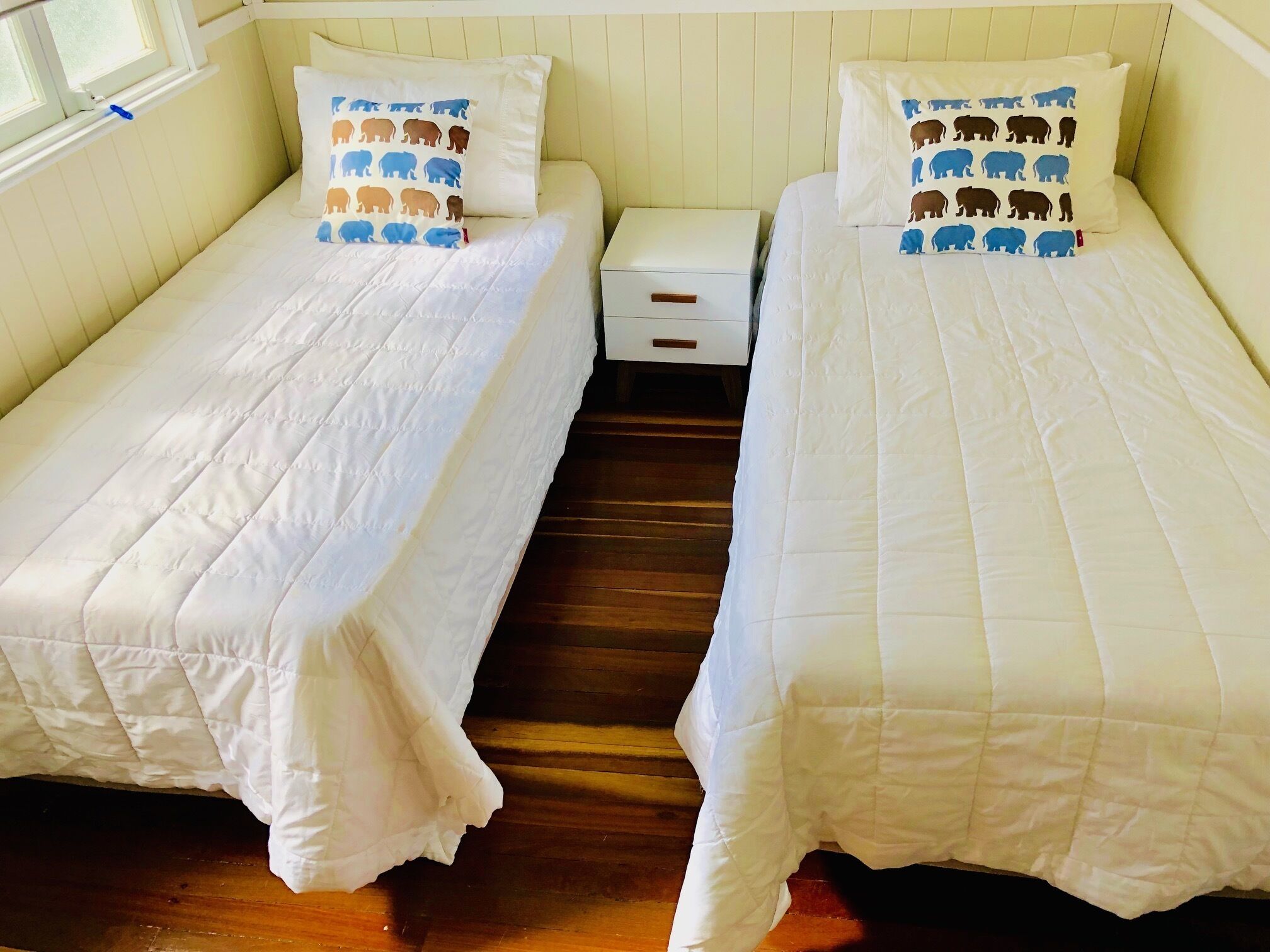 Duk 'n' Willa Beach Cottage — image 15