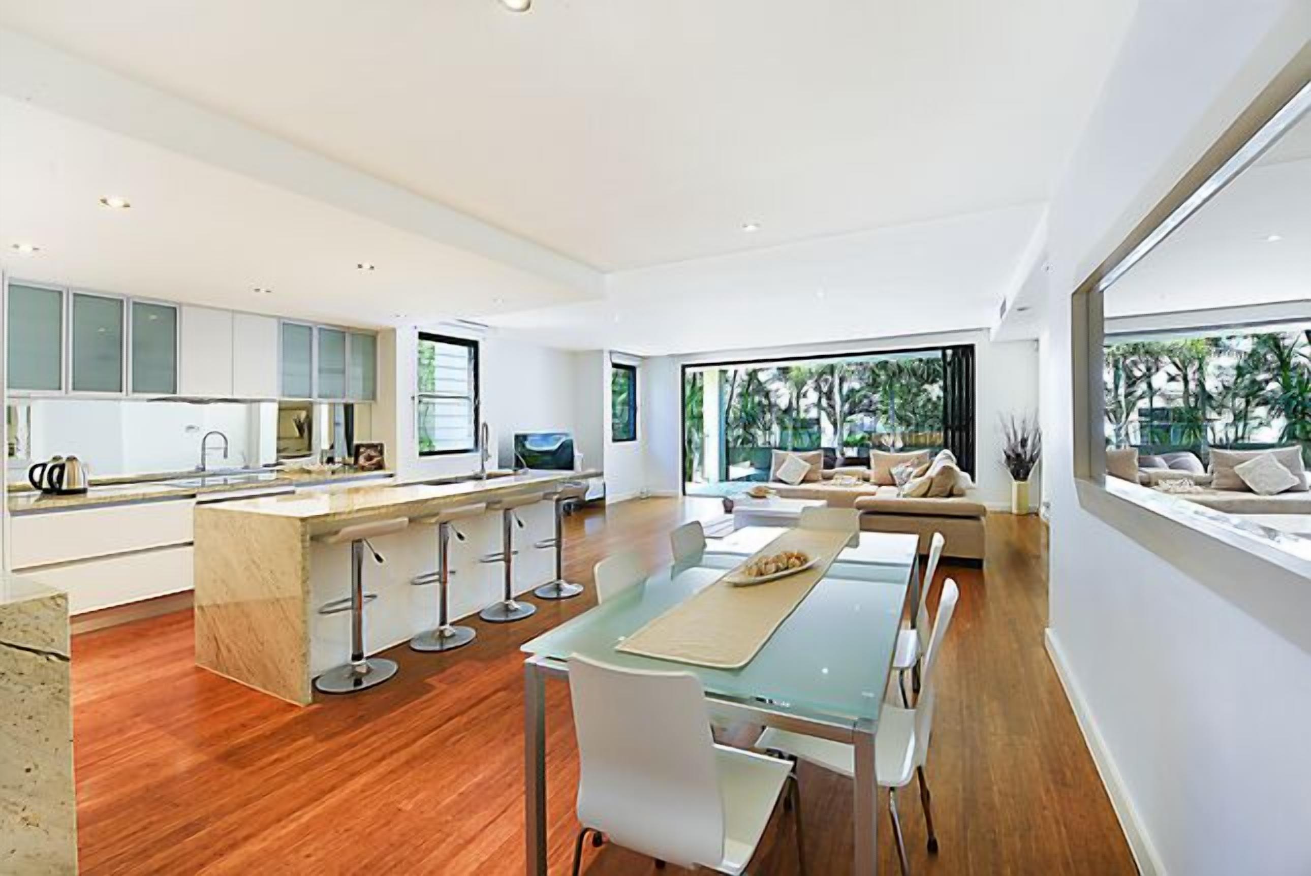 Luxury in the heart of Mermaid!