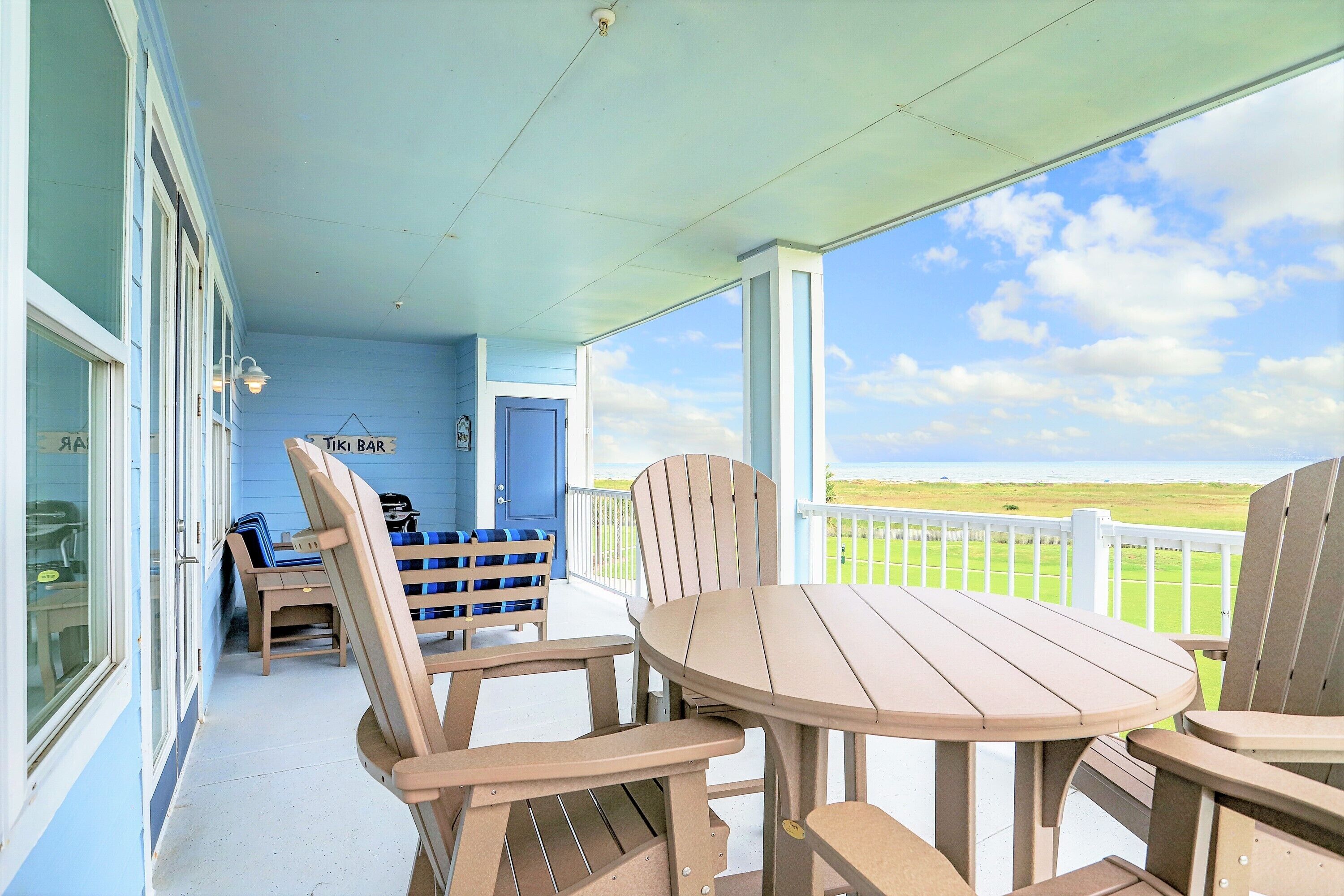 Gorgeous 3/2 condo-just steps from the Beach Club.