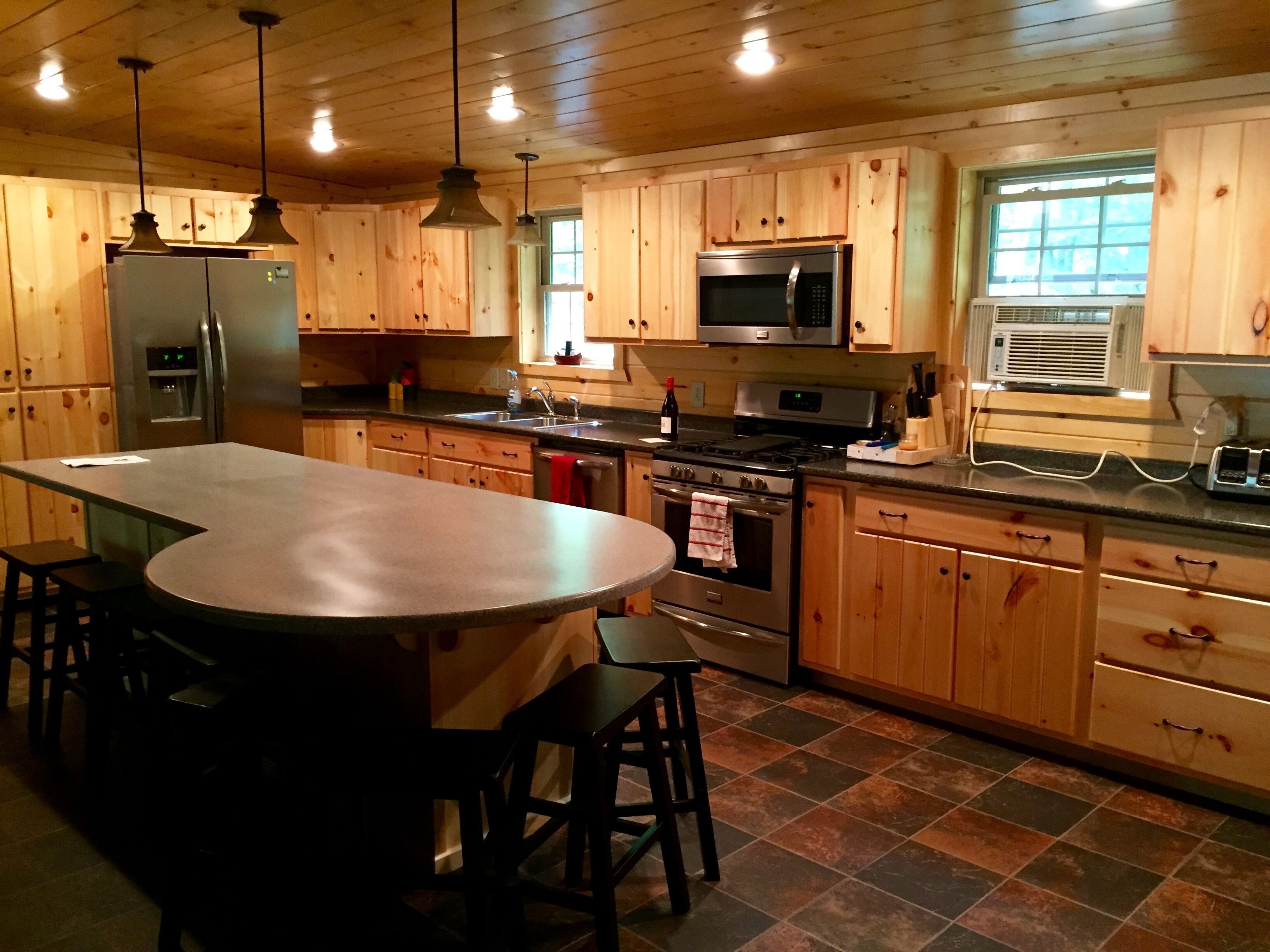 雪櫃、微波爐、焗爐、爐具