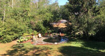 Relax & Enjoy The Garden House (1693)