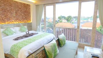 1 bedroom, in-room safe, desk, free WiFi