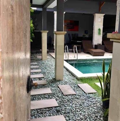 Modern 4 Bedroom 4 Bathroom villa pool