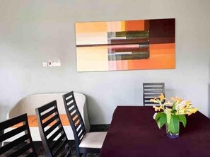 Dining - Modern 4 Bedroom 4 Bathroom villa pool (Kerobokan)