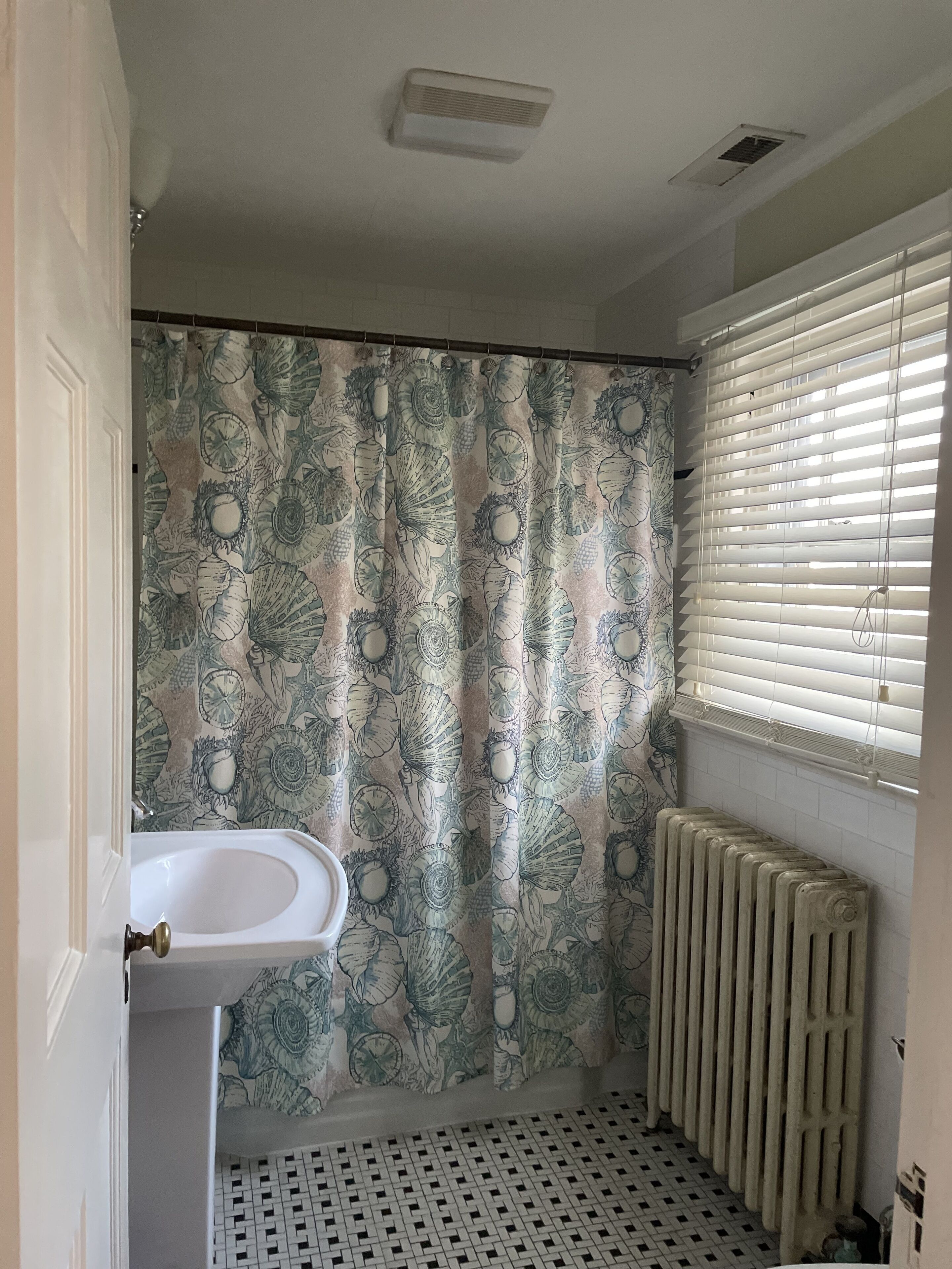 Bay cottage, Beach 100 yards away! RESERVE NOW!!!