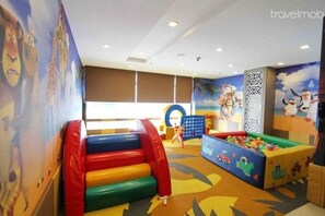 Children's area - 1 BR panoramic view in Bangkok (Bangkok)