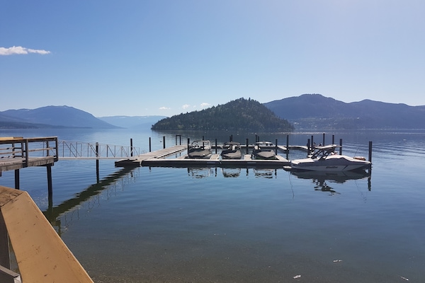 Lake View
