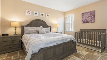 6 bedrooms, iron/ironing board, free WiFi, bed sheets