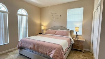6 Schlafzimmer, Bügeleisen/Bügelbrett, kostenloses WLAN, Bettwäsche