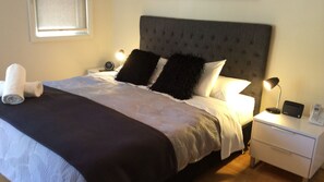 2 bedrooms, iron/ironing board, WiFi, bed sheets