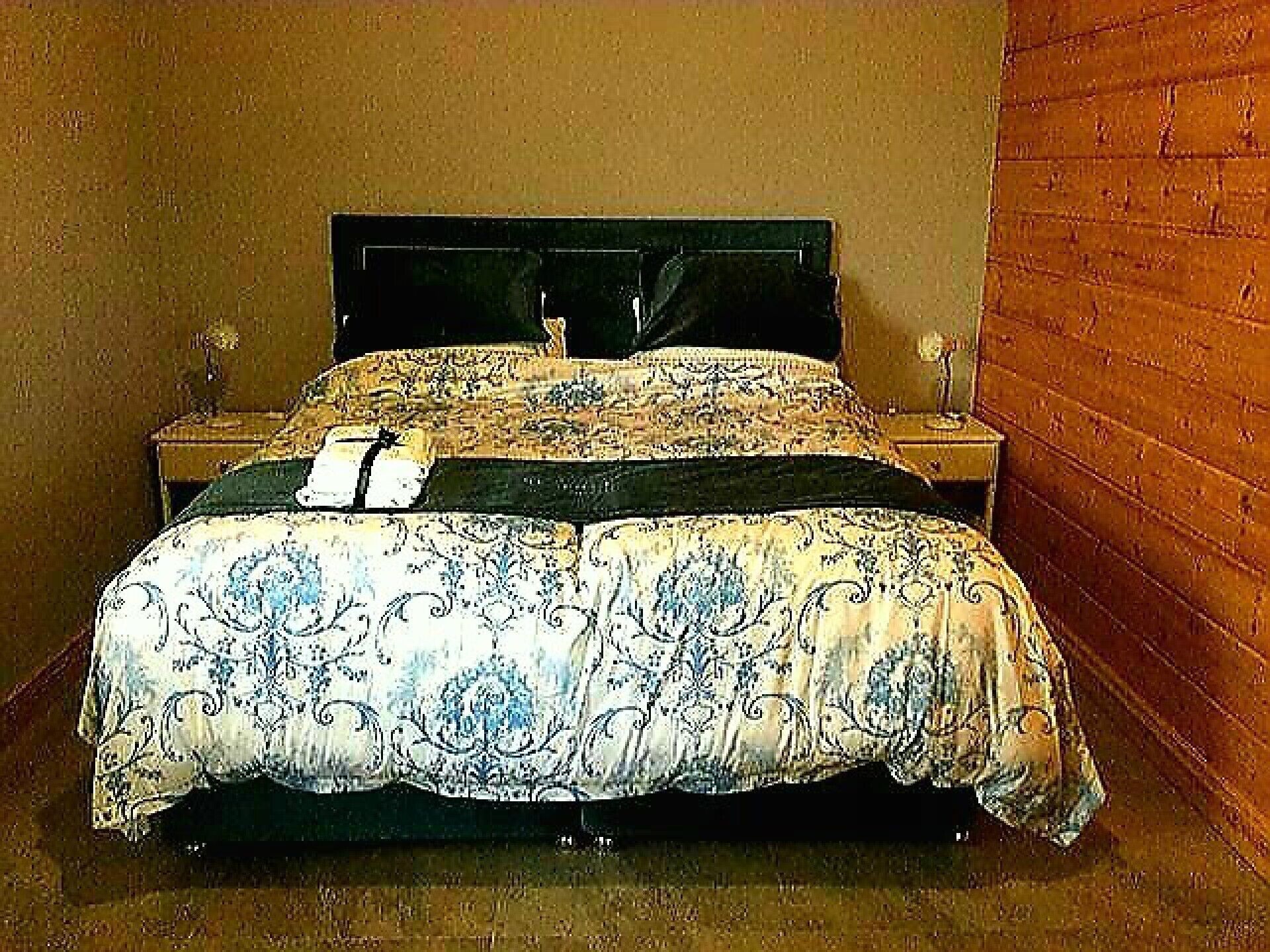 Luxury log cabin in beautiful surroundings with stunning views near Cardiff.