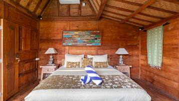 4 bedrooms, in-room safe, iron/ironing board, travel crib