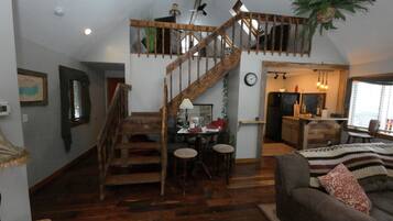 Älytelevisio, takka, DVD-soitin