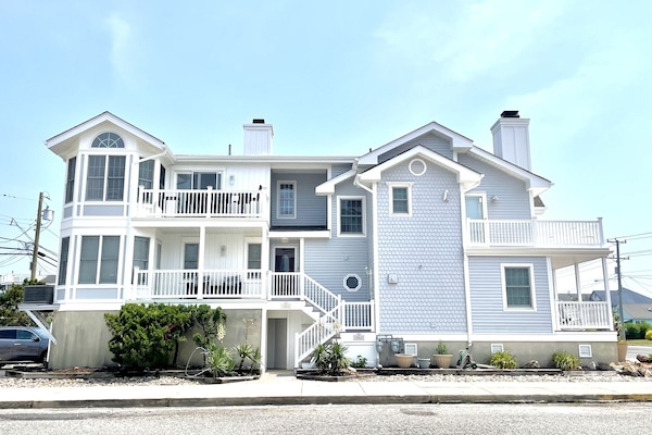 Newly Renovated in June 2023! 2 story (you get two floors of living space).