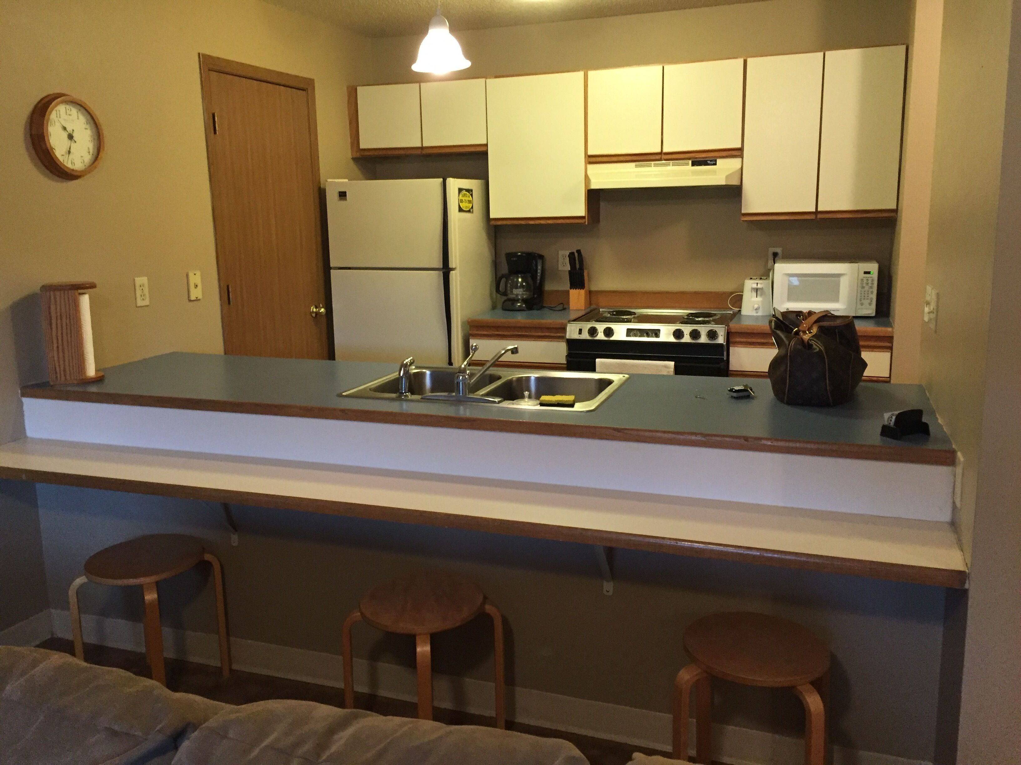 Desirable 2 Bd/ 2 Ba in Lead SD