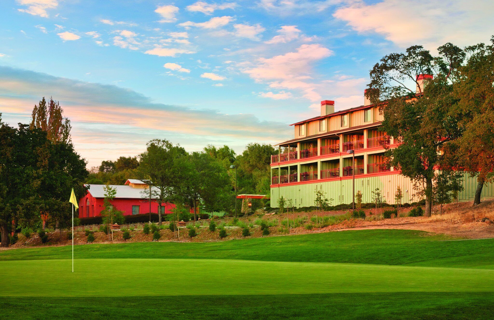 Vineyards, forest, countryside all at your fingertips