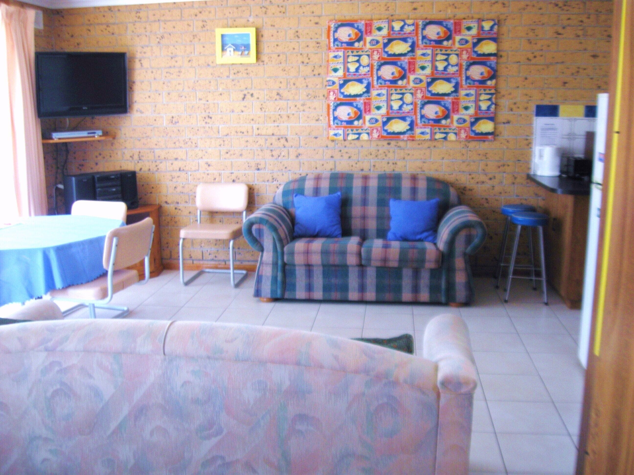 Stansbury Villas Unit 2 Relax with Family Friends — image 8