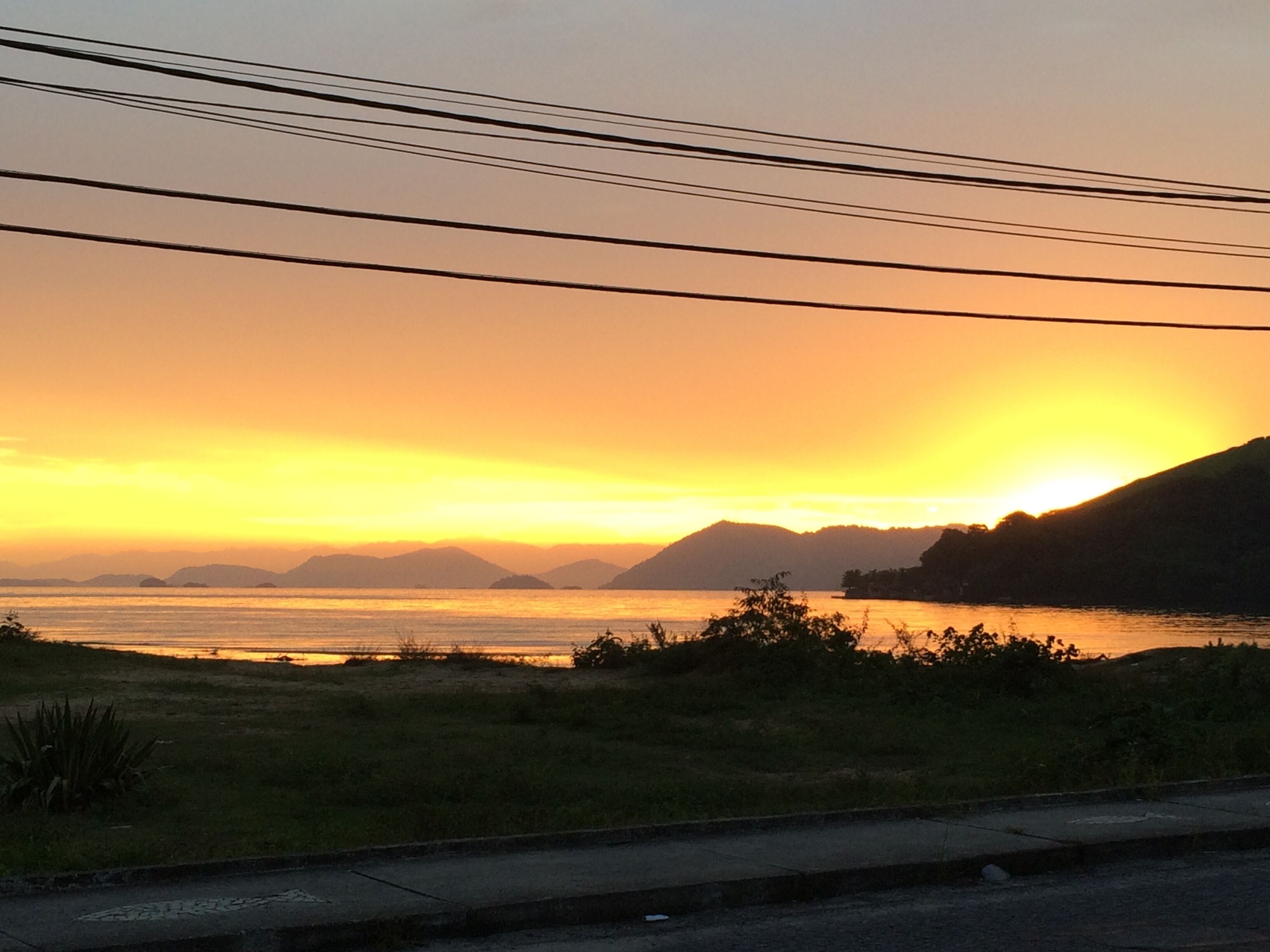 Adiala's Cove, facing the sea!