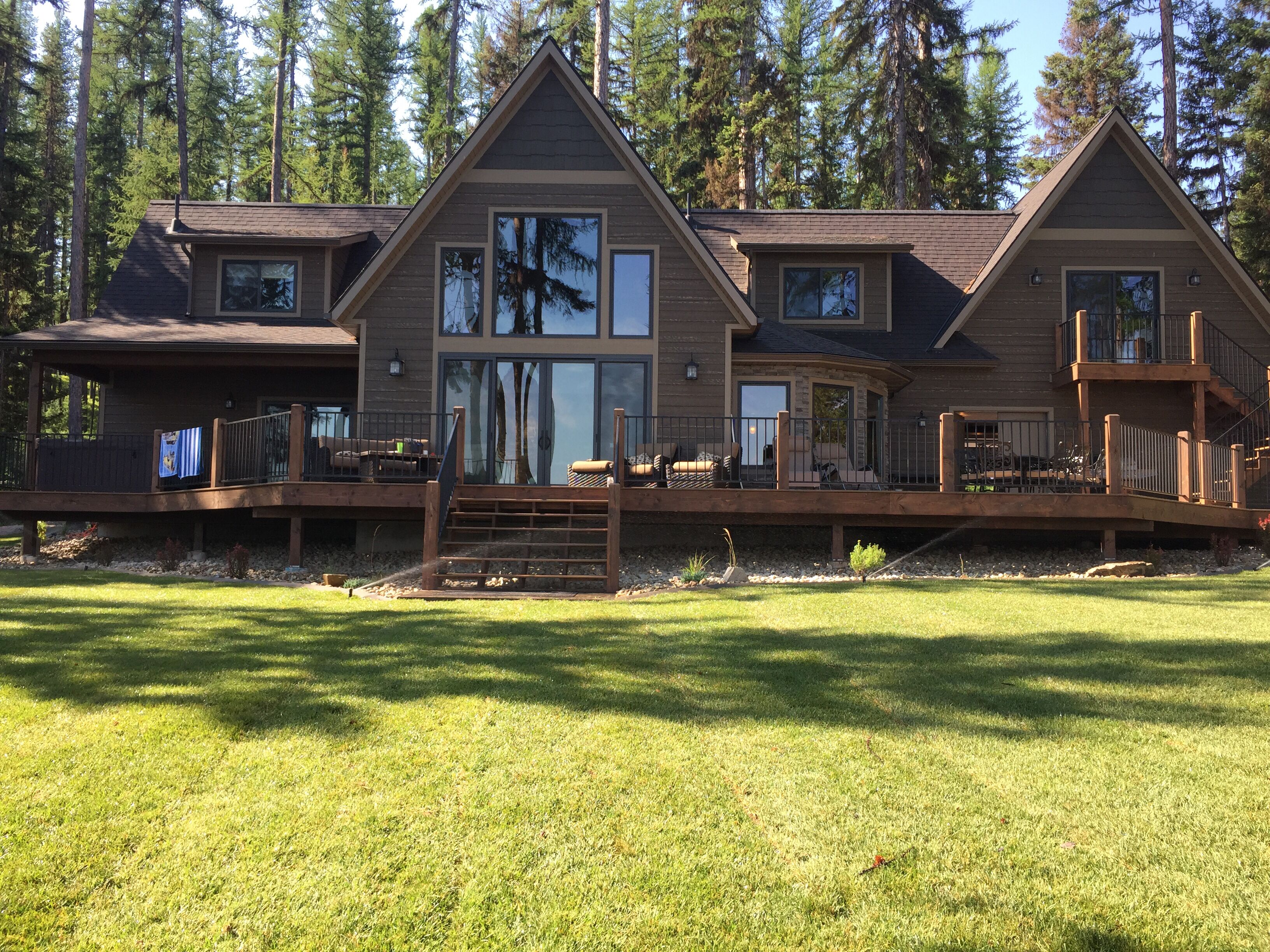 Beautiful Lakefront Lodge On Placid Lake