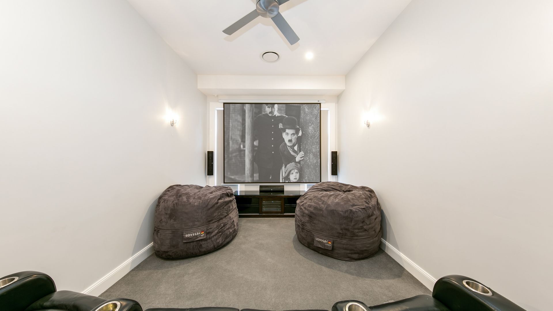 The Grey House - Heart of the Hunter — image 6