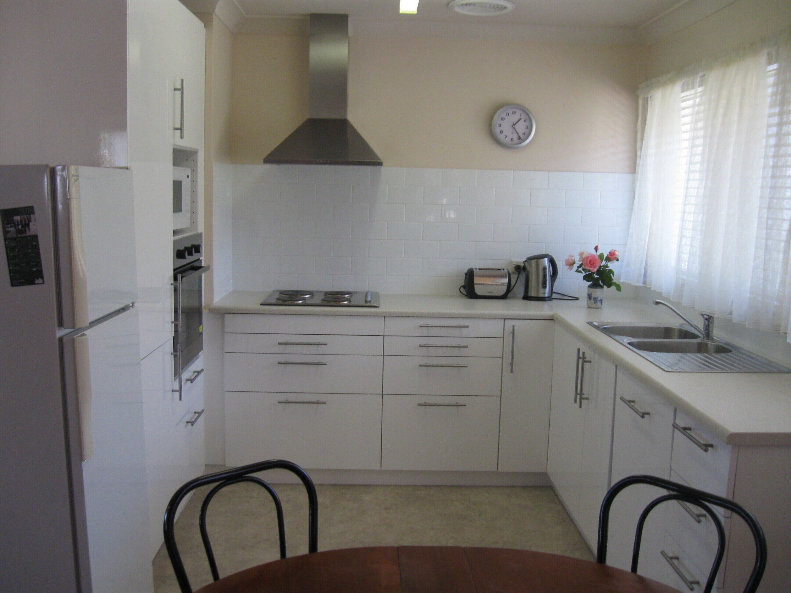 Linley Point Harbourview 2 bedroom pet-friendly home with disabled facilities. — image 8