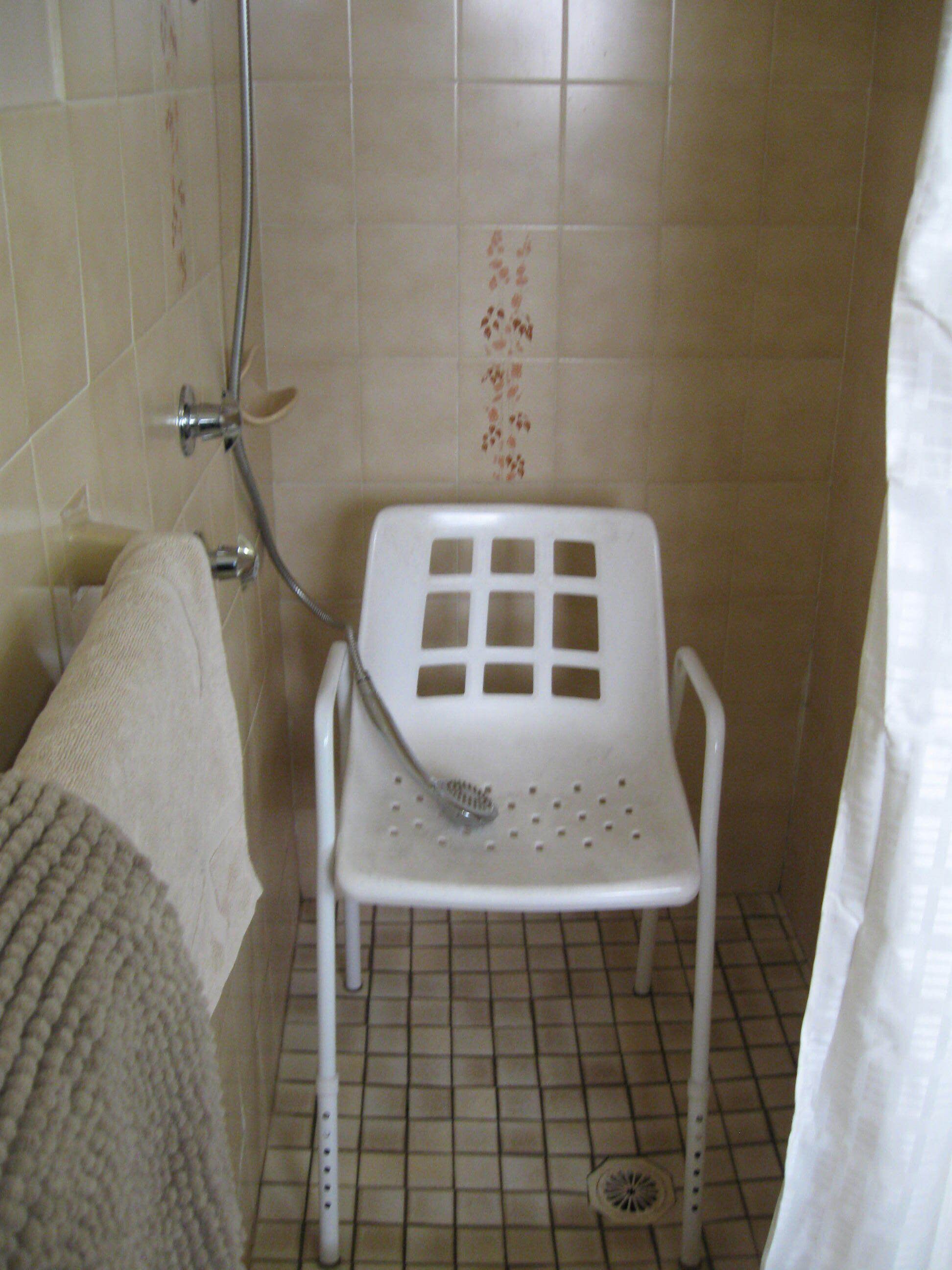 Linley Point Harbourview 2 bedroom pet-friendly home with disabled facilities. — image 5