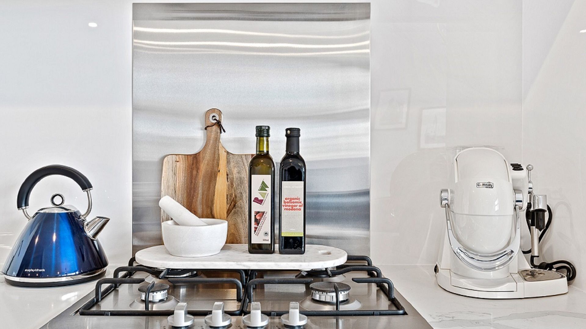 The Hamptons 2 Bedroom Standard Apartment — image 3