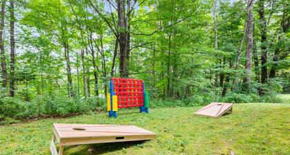 25 Rocky Ridge Rd - Killington Retreat: Group Ski House! Close to Mountain! Hot Tub.