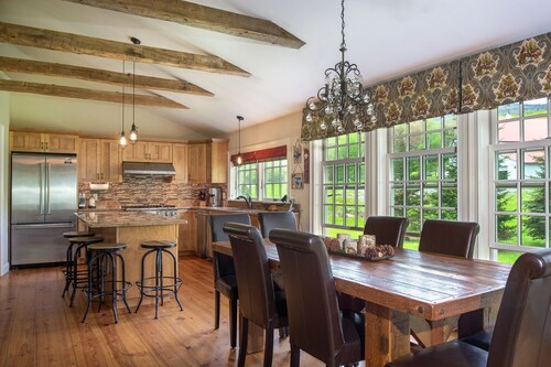 Private Family Estate for any Season - Hermitage Club/Inn