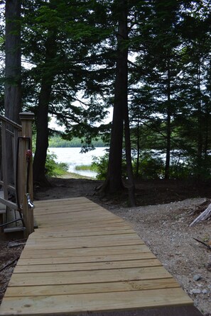 المنطقة المحيطة بالمنشأة