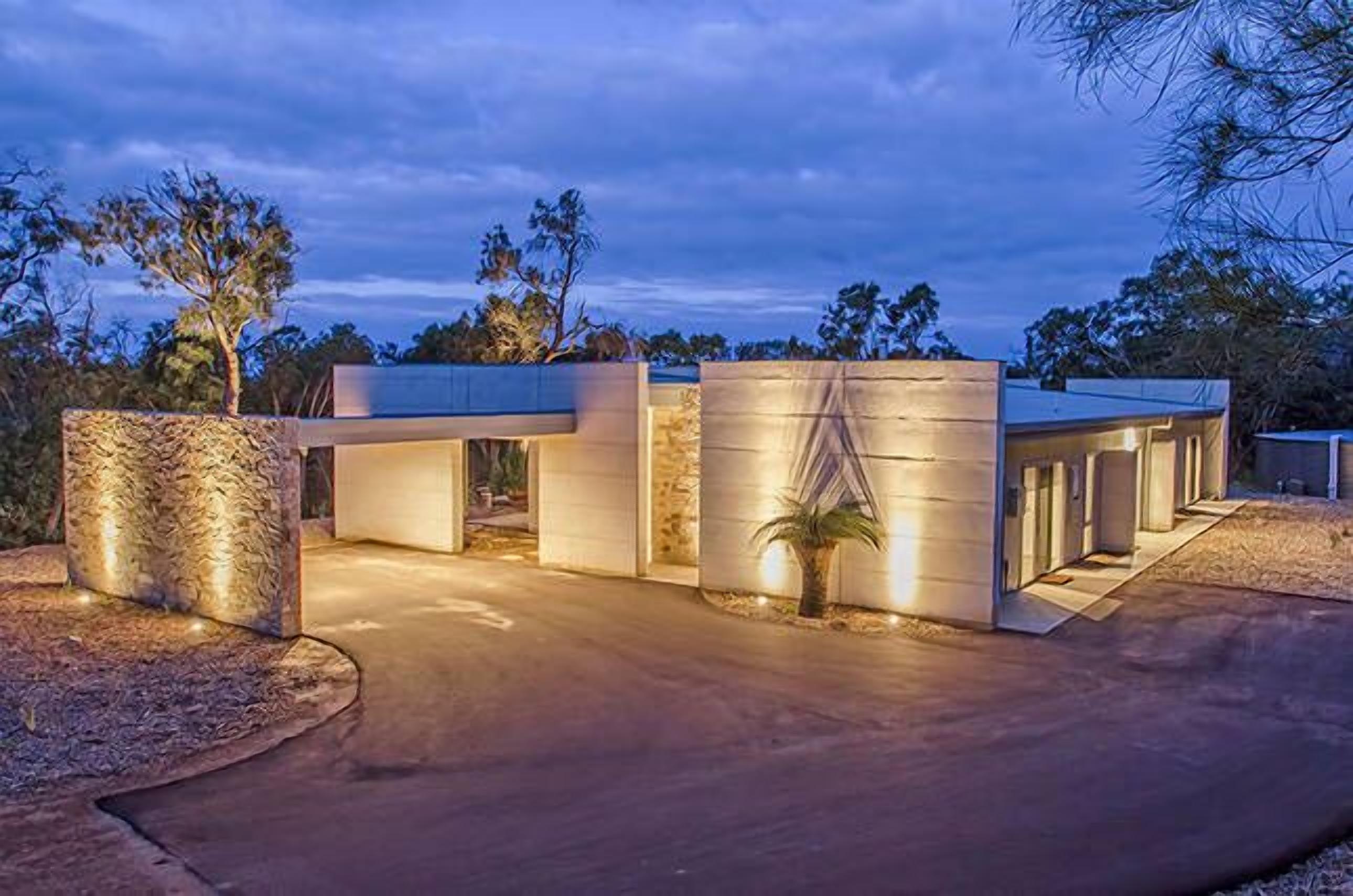Isabella, Injidup beach, Caves Road, Yallingup