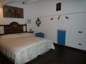 3 Schlafzimmer, Bügeleisen/Bügelbrett, WLAN, Bettwäsche