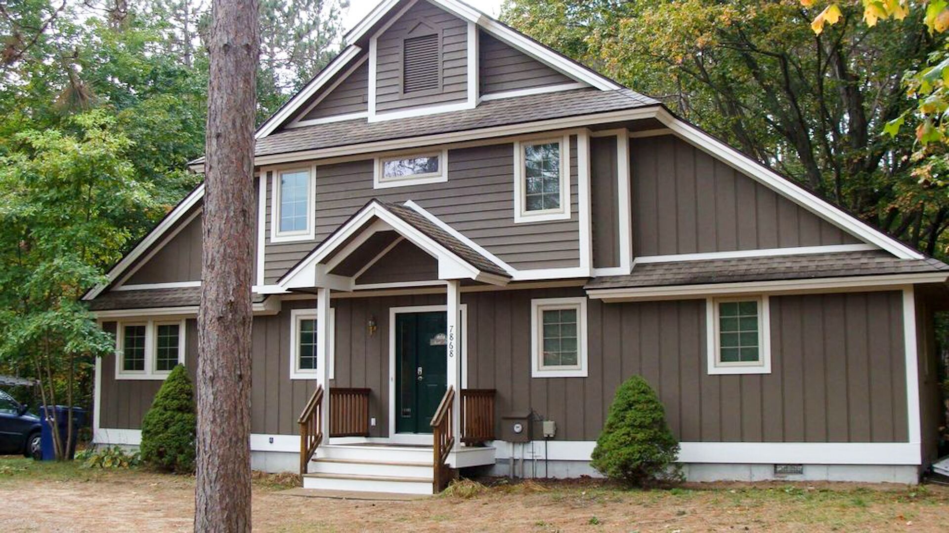 Comfy Home ~ Walking Distance To Ski/Golf