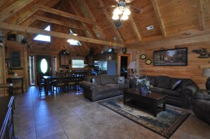 Smart TV, fireplace, DVD player, video library - Timber Mountain Lodge,  Private Hot Tub .1 Mi to Thunder Ridge; 10 min Branson  (Ridgedale)