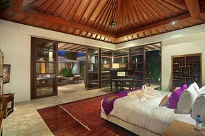 3 bedrooms, in-room safe, iron/ironing board, free WiFi