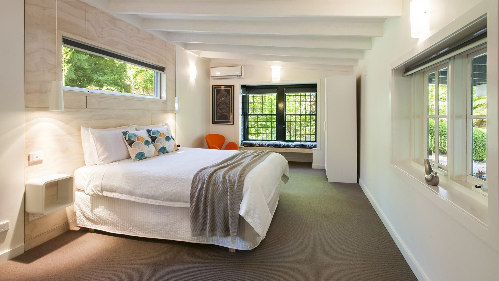 The Gallery B&B Olinda luxury cottage