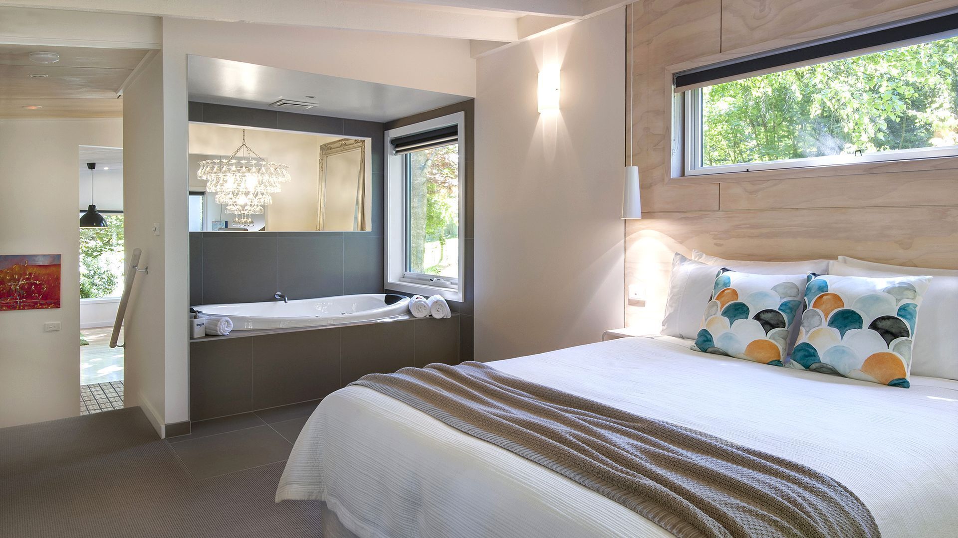 The Gallery B&B Olinda luxury cottage